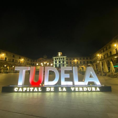 Voila Catedral Apartment Tudela Luaran gambar